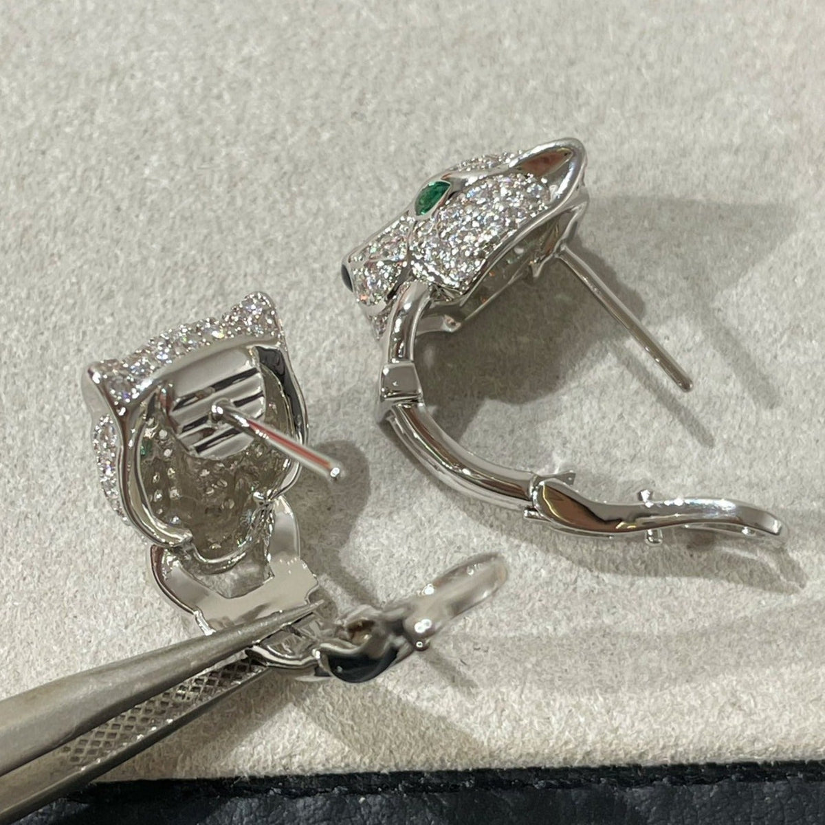 CARTIER PANTHERE DIAMOND STUD EARRINGS